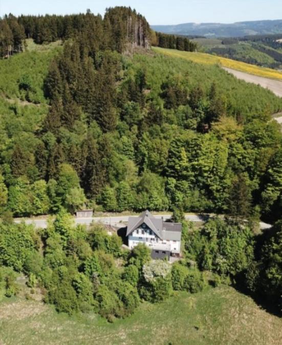 Ferienwohnungen Eismecke Bestwig Luaran gambar